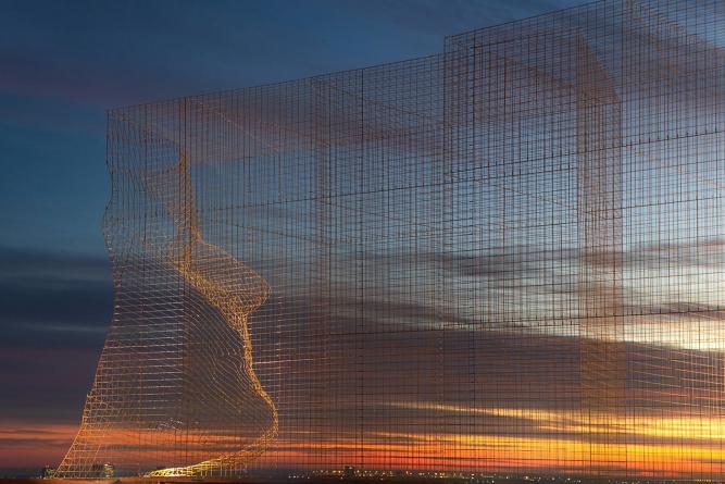 巴塞罗那“边界”艺术装置设计 | Edoardo Tresoldi