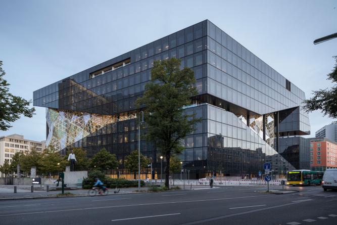 德国Axel Springer柏林园区，传媒巨鳄的‘电子山谷’ | OMA