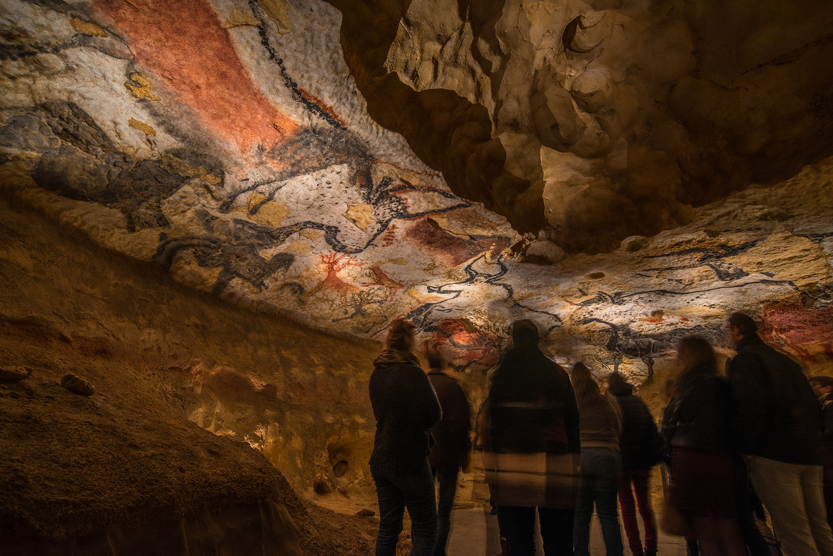 047-Lascaux-IV-Exhibition.jpg