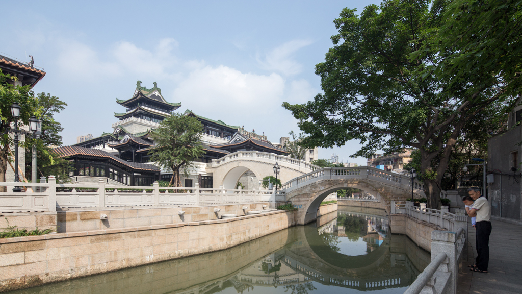 粤剧艺术博物馆与市民生活的连接（张超建筑摄影工作室摄）.jpg