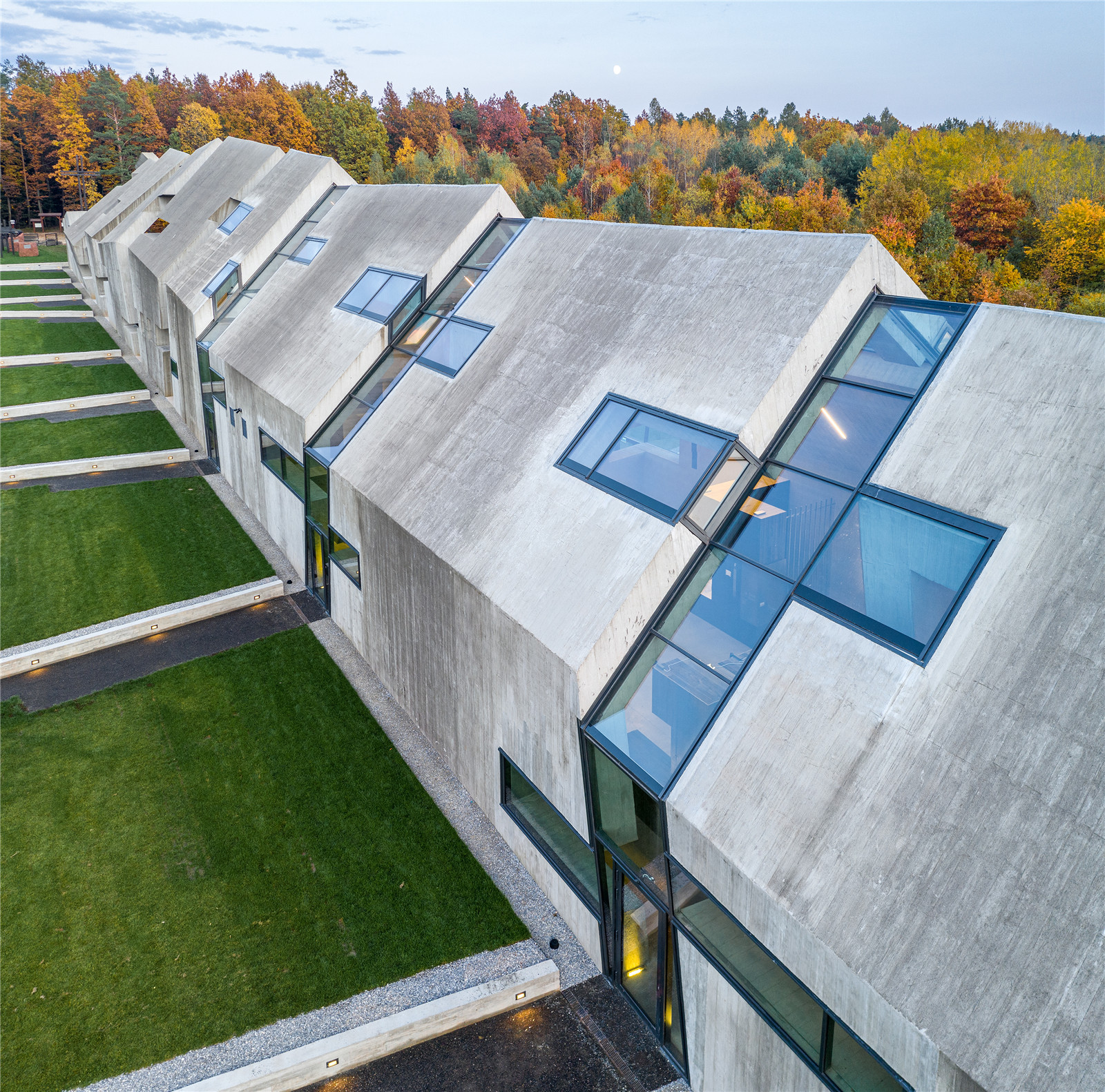 Nizio Design_Michniów Mausoleum_fot Marcin Czechowicz_4.jpg