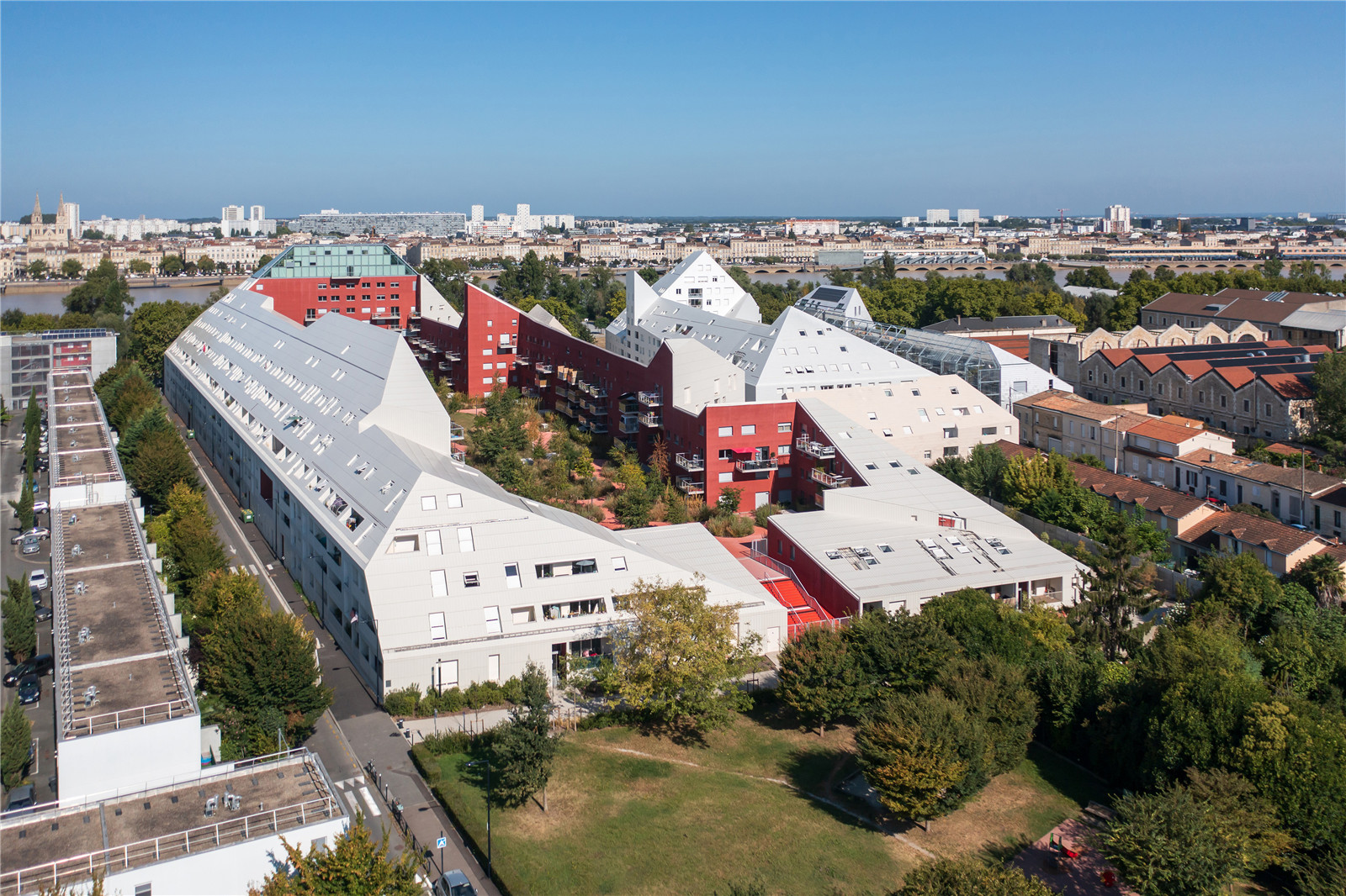 006_Ilot_Queyries_Bordeaux_2021_©Ossip(1).jpg