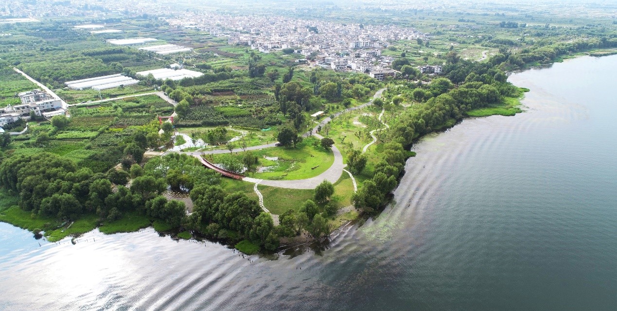 图11 “一公里示范段” 实景航拍图(1).jpg