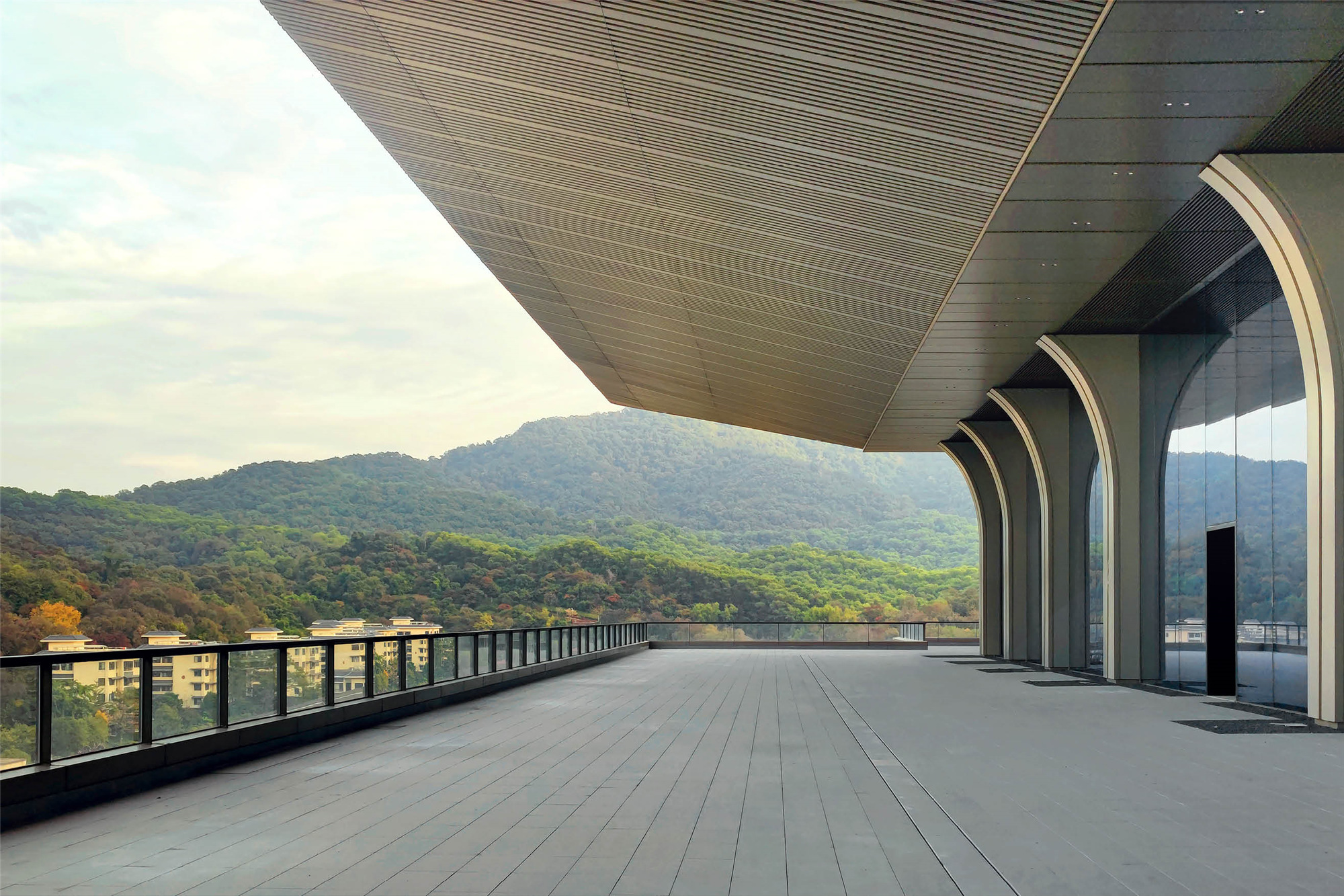 Multi-level observation platform roof garden©华南理工大学建筑设计研究院有限公司.jpg